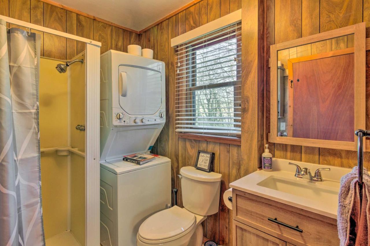 Peaceful Spruce Pine Cabin On 8 Acres With 2 Decks! Eksteriør billede