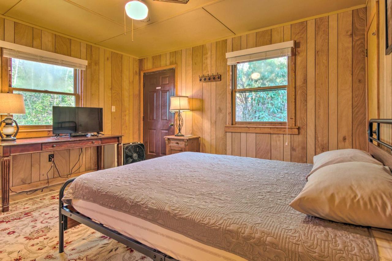 Peaceful Spruce Pine Cabin On 8 Acres With 2 Decks! Eksteriør billede